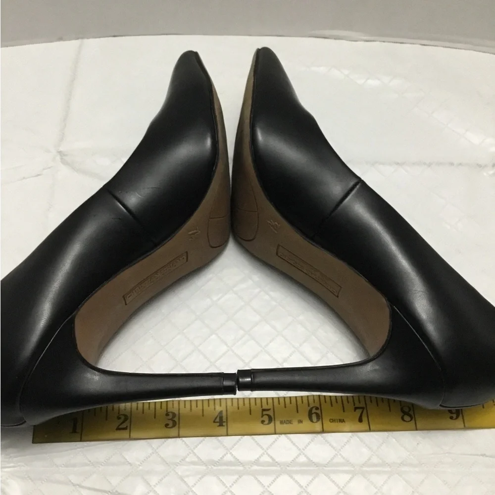 Christian Siriano Black Pointed-Toe Leather Heels